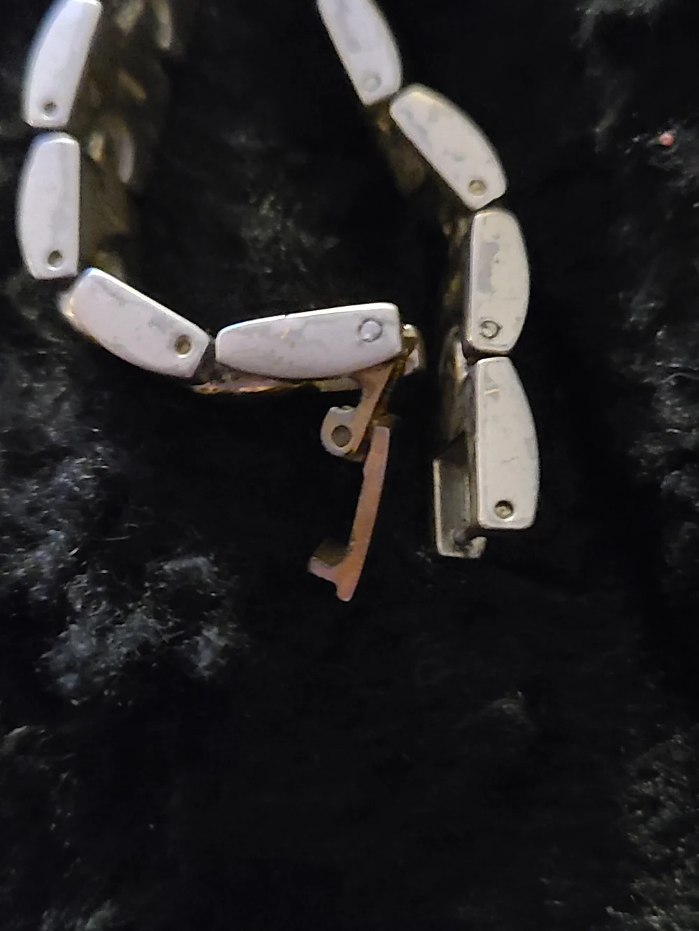 Vintage Q&Q quartz Women's two-tone Chic watch Fashion Accessory